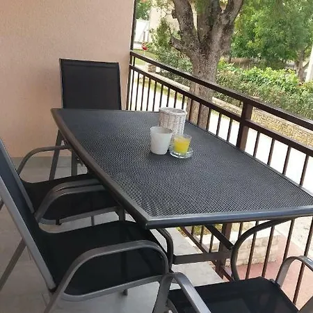 Doris Apartman